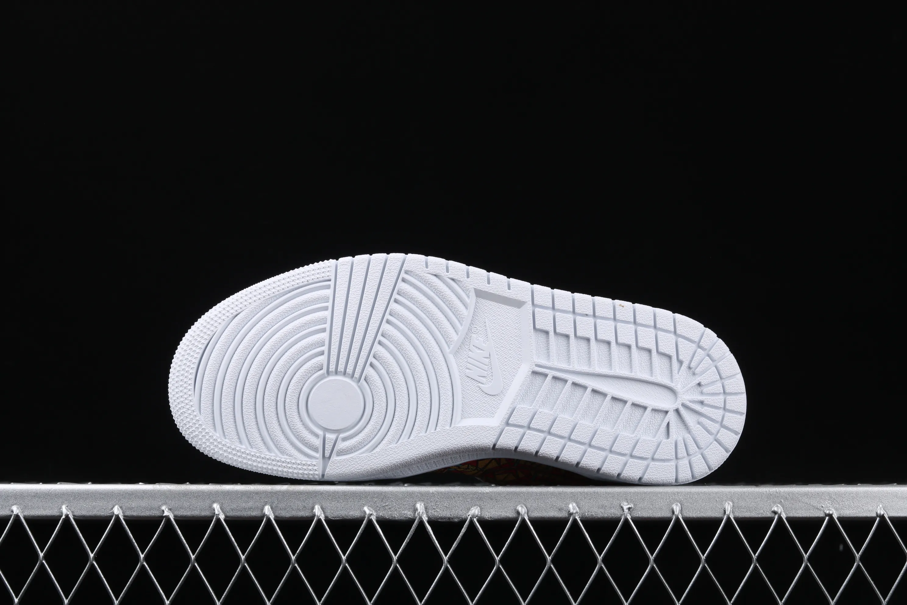 All categories Air Jordan Jordan series basketball shoes Air Jordan 1 Mid Air Jordan Mid AJ1 Joe 1 red satin AH7389-601